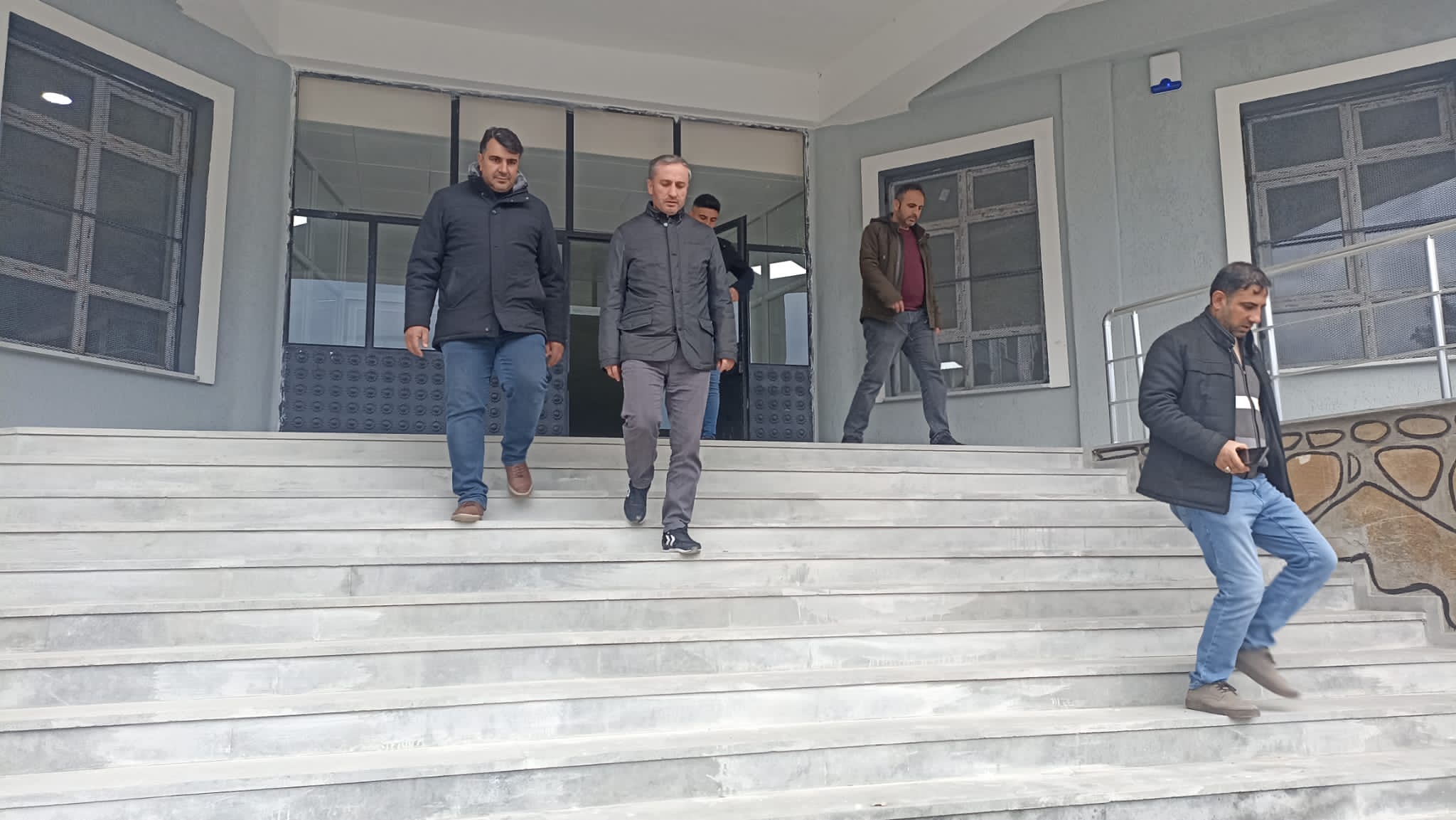 Müdür Kökrek, Patnos'taki okul inşaatlarını denetledi