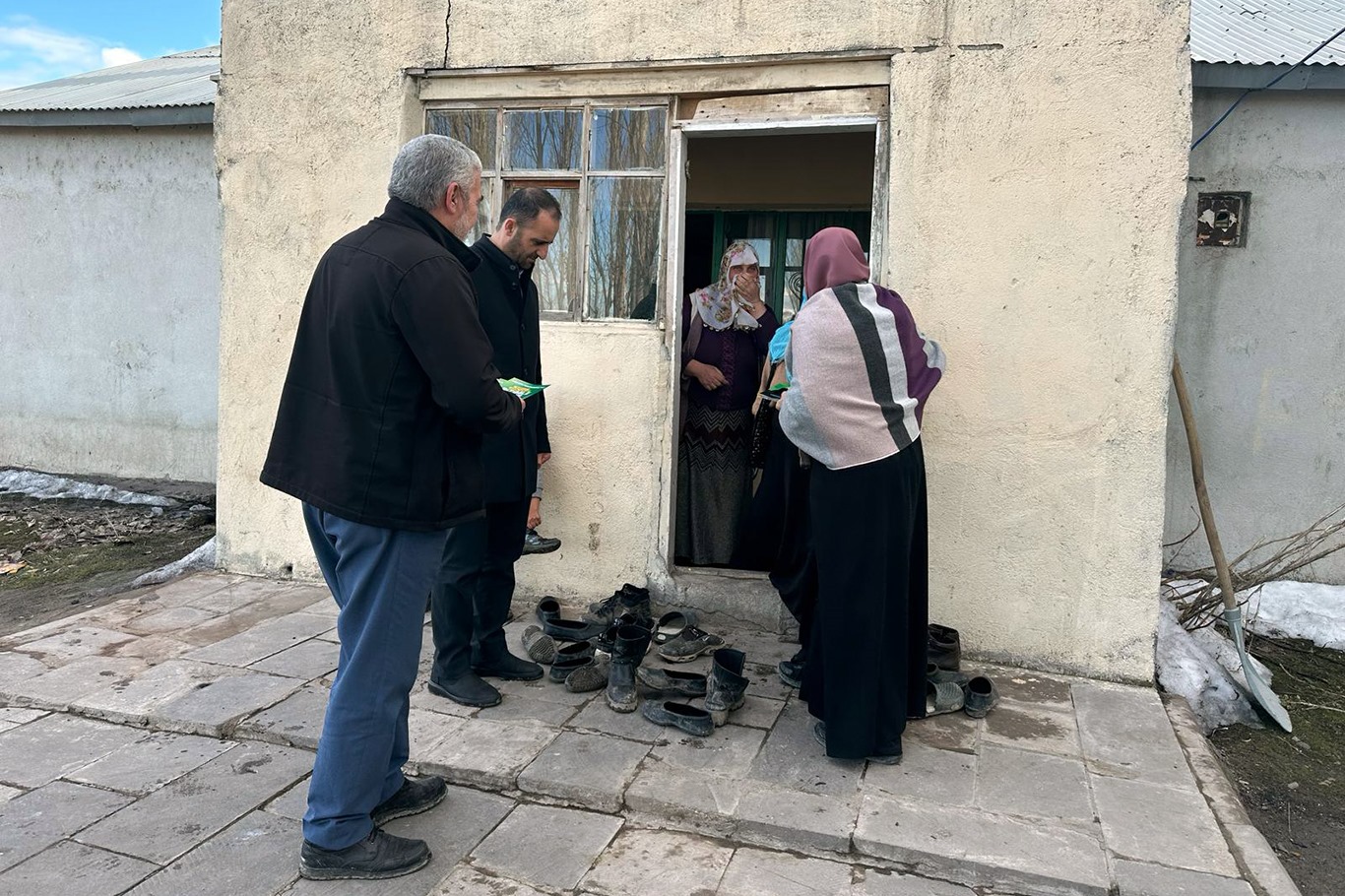 HÜDA PAR Ağrı Belediye Başkan Adayı Yılmaz’dan halk buluşmaları