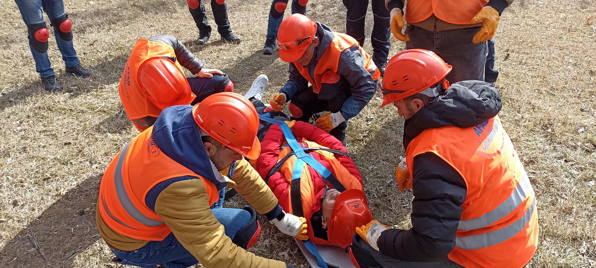 Ağrı AFAD saha eğitimlerine devam ediyor