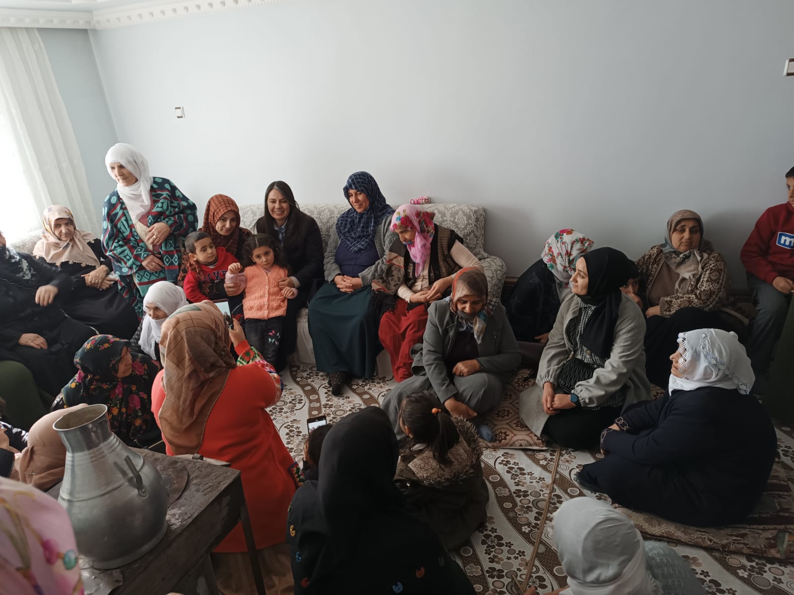 Hazal Aras: "Ağrı'da ilklerin başkanı olmaya geliyorum"