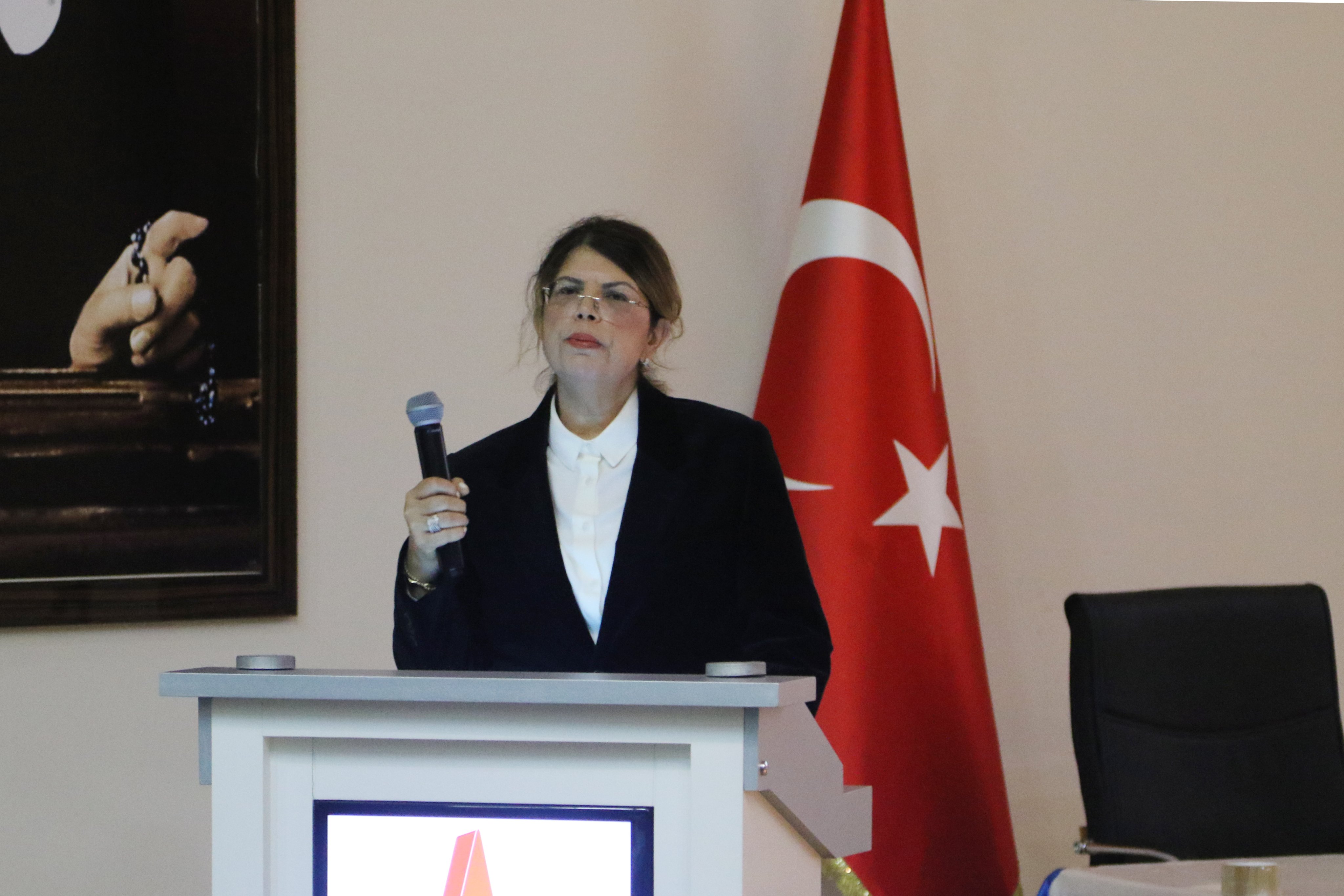 AİÇÜ’de “Çanakkale Muharebesi ve Önemi" Konferansı düzenlendi