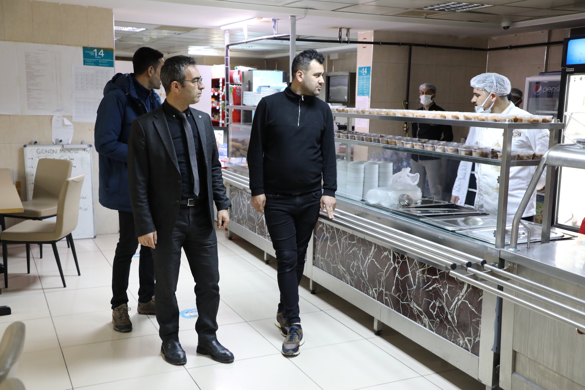 Müdür Fedai Din, Patnos Öğrenci Yurdu’nda iftarını açtı