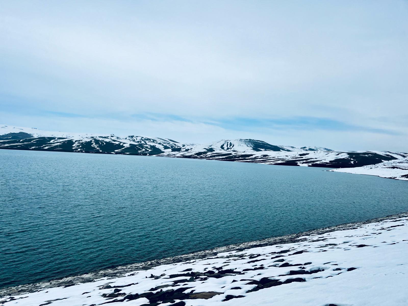 Ağrı'da iki mevsim bir arada yaşanıyor