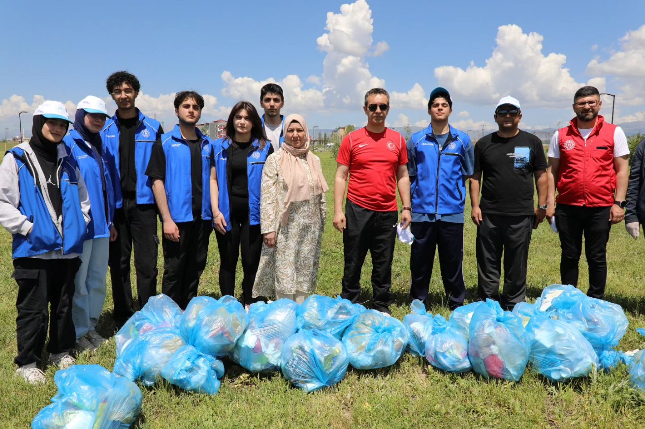 Farkındalık için Ağrı’da pedal çevirdiler