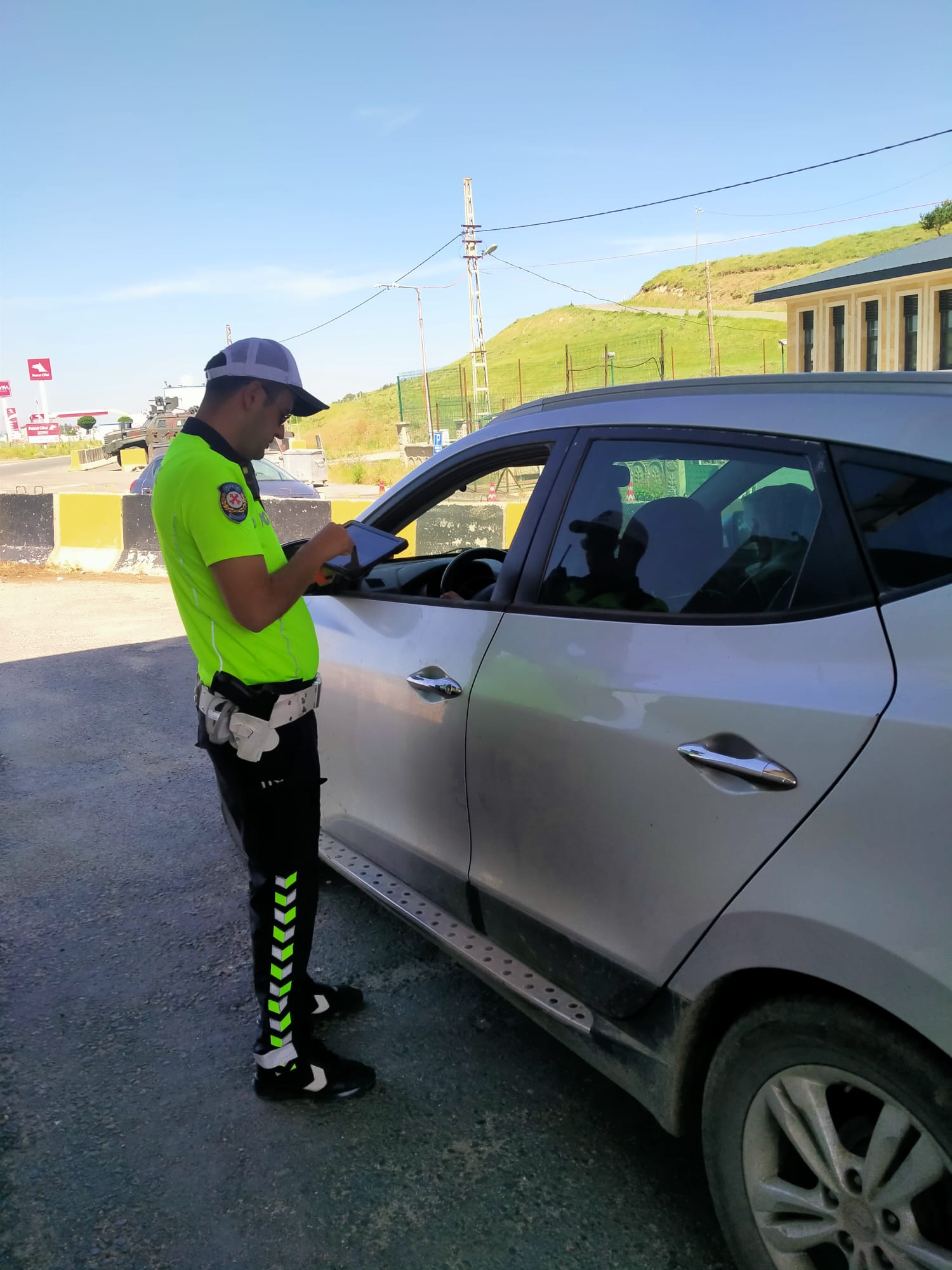 Ağrı’da Bayram tatili süresince trafik denetimi ve kontrolleri devam ediyor