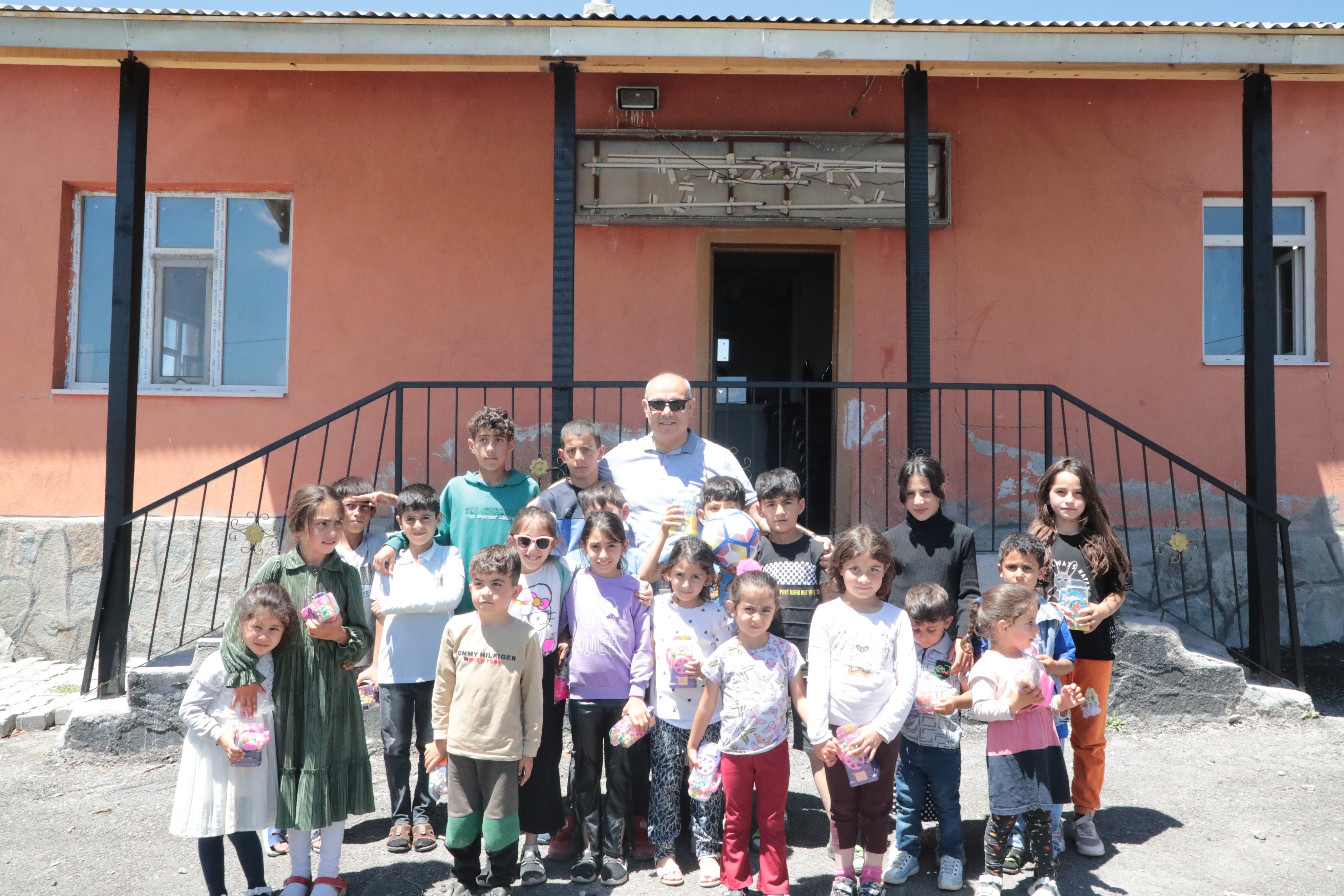 Ağrı’daki köylerin altyapısı güçleniyor
