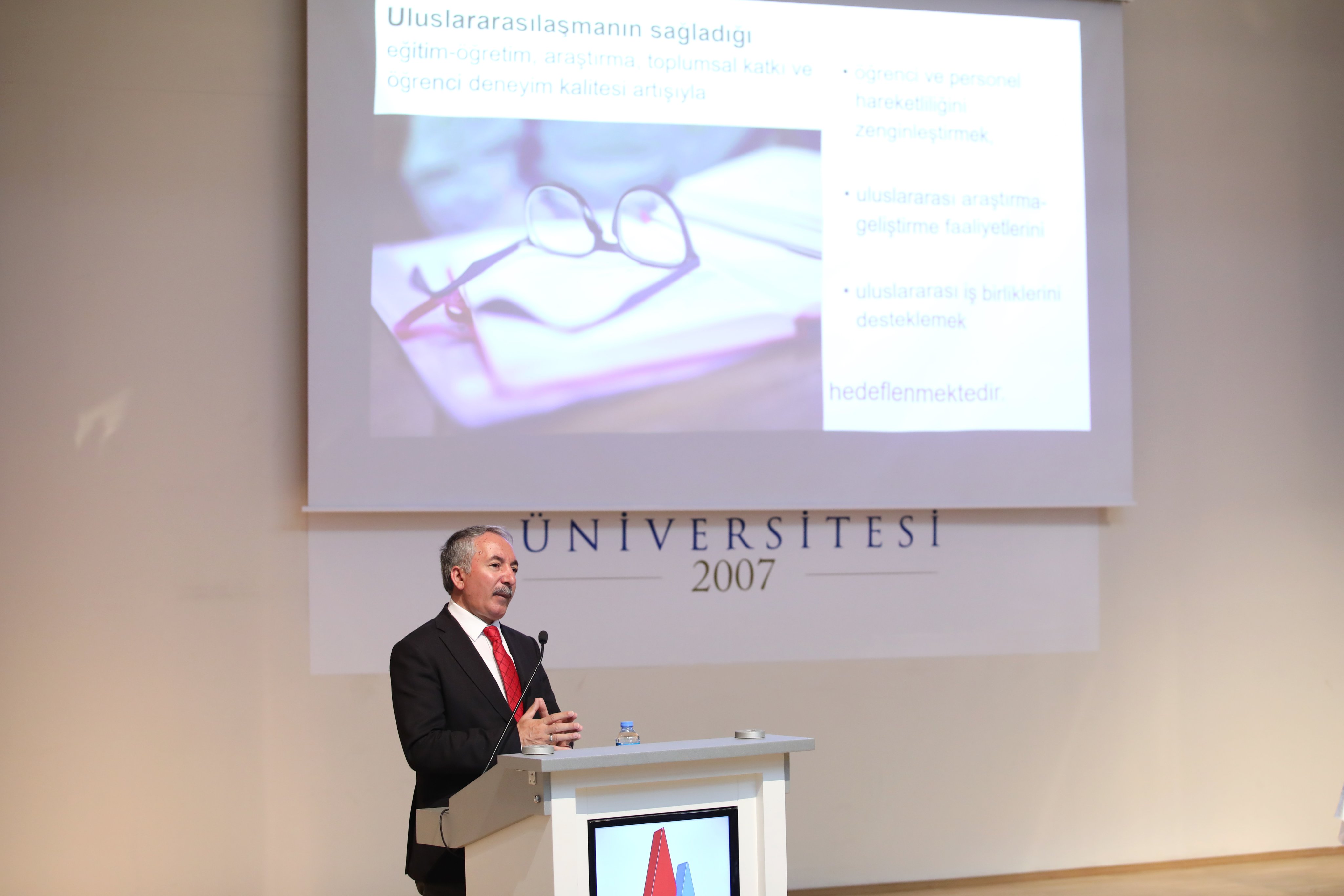 AİÇÜ’de COST Programı Bilgilendirme Toplantısı
