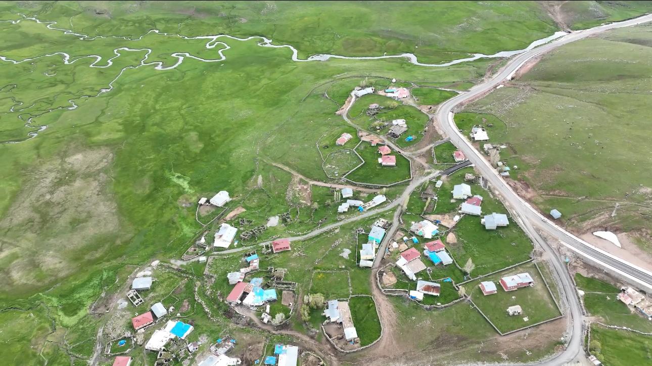 Ağrı'nın eşsiz güzellikleri dronla görüntülendi (Videolu Haber)