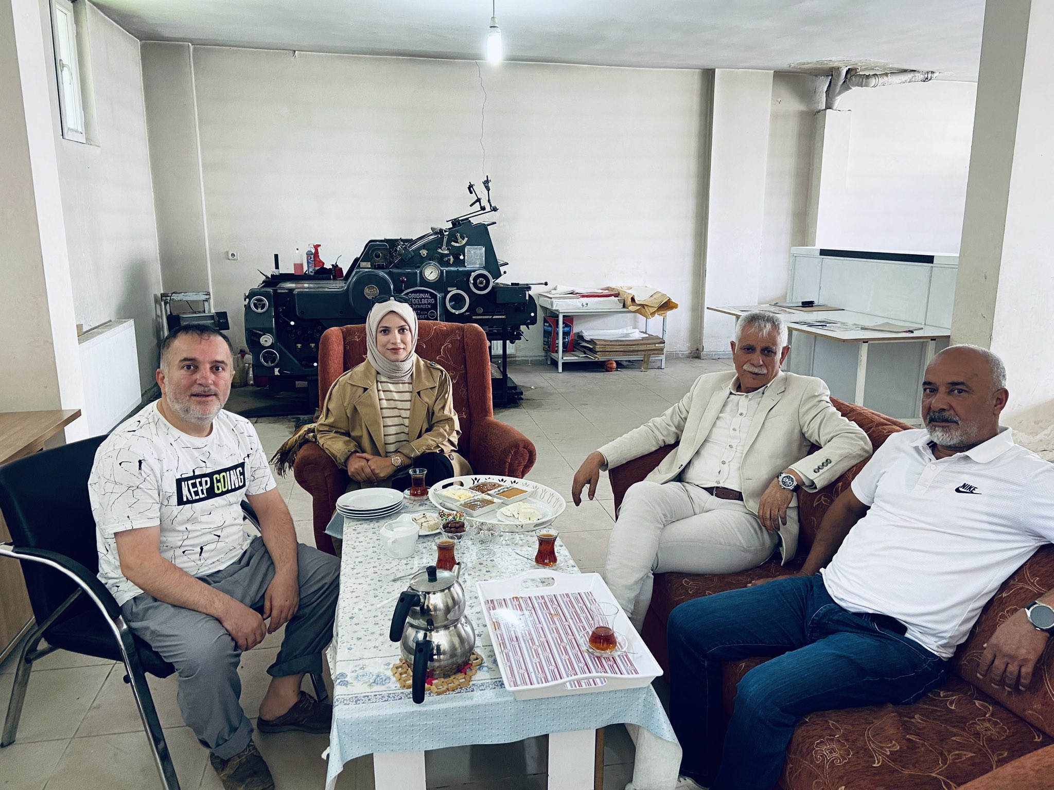 Ağrı Gazeteciler Cemiyeti Yönetiminden Gazetemize Ziyaret