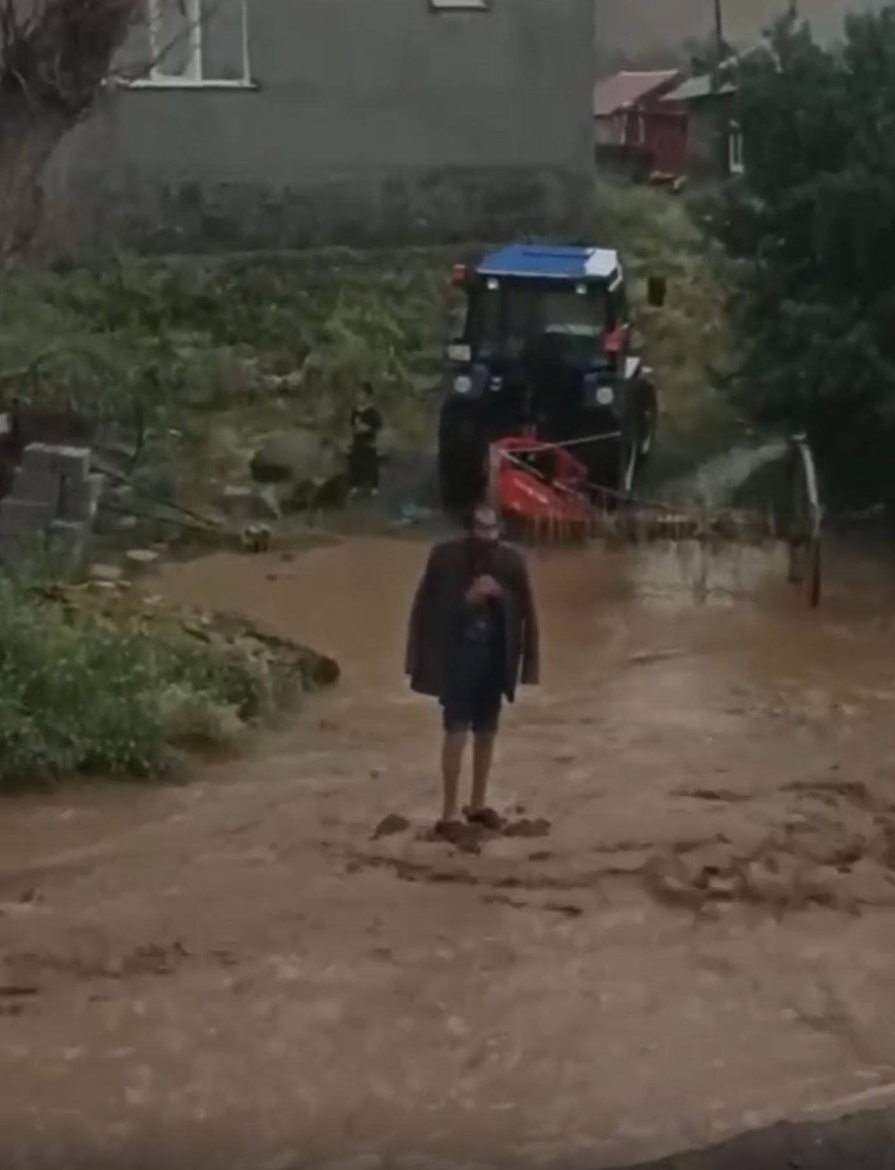 Ağrı'da su baskınları ve sel meydana geldi