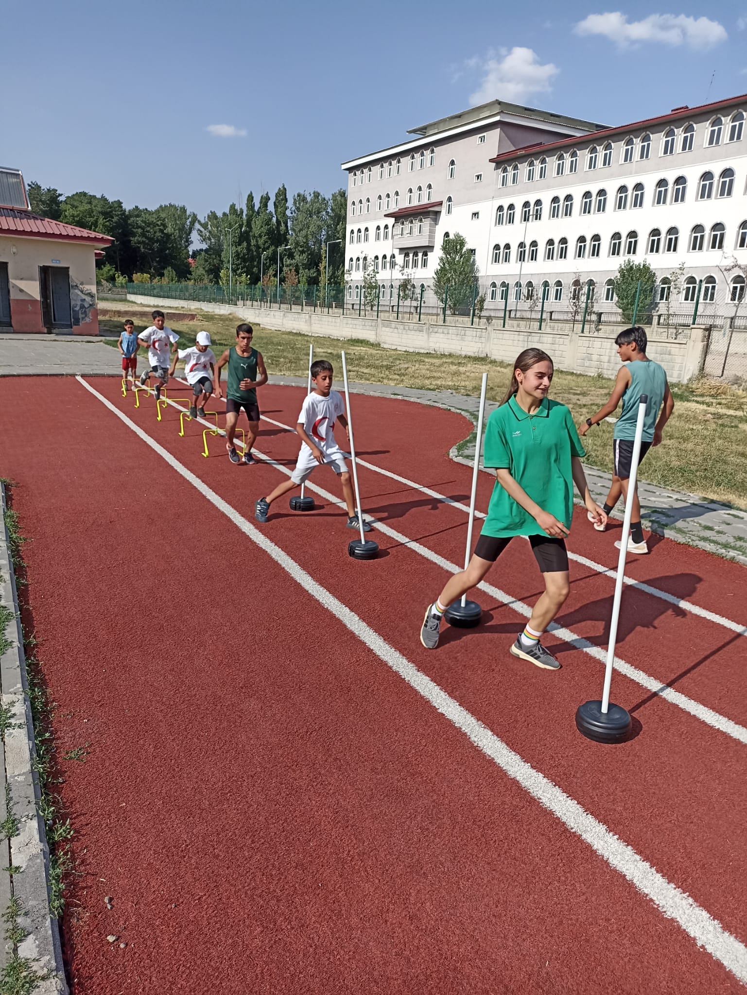 Ağrı’da Yaz Spor Kursları Tüm Heyecanıyla Devam Ediyor