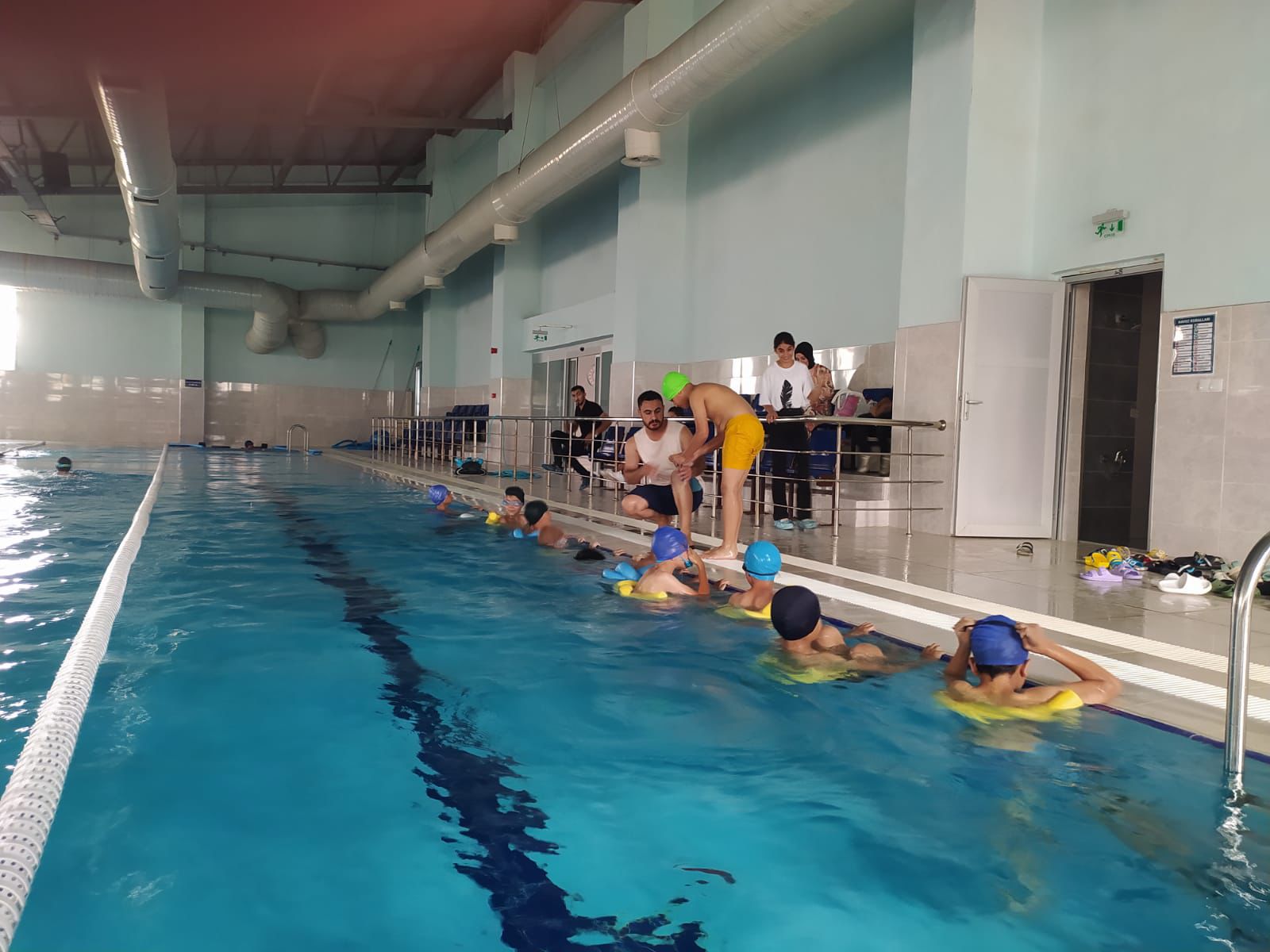 Patnos’ta Yüzme Bilmeyen Kalmasın' projesi devam ediyor