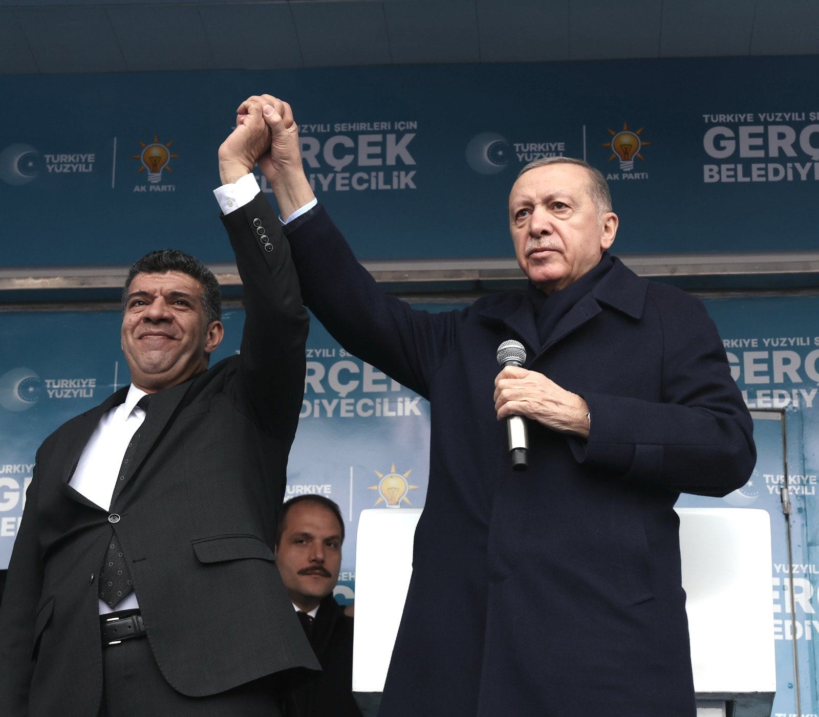 AK Parti Ağrı İl Başkanı Orhan Güngör, görevinden istifa etti