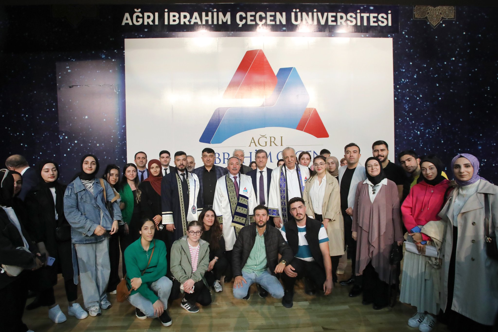 AİÇÜ'de Fahri Doktora Tevdi Töreni Düzenlendi