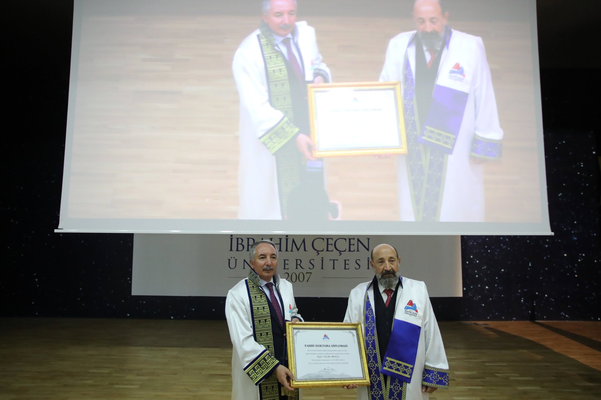 AİÇÜ'de Fahri Doktora Tevdi Töreni Düzenlendi