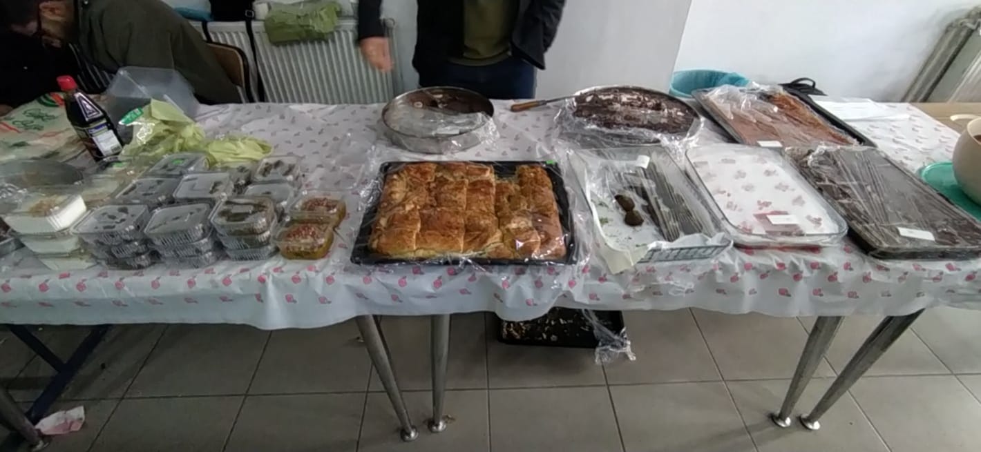 Umut Kervanı tarafından kermes kuruldu