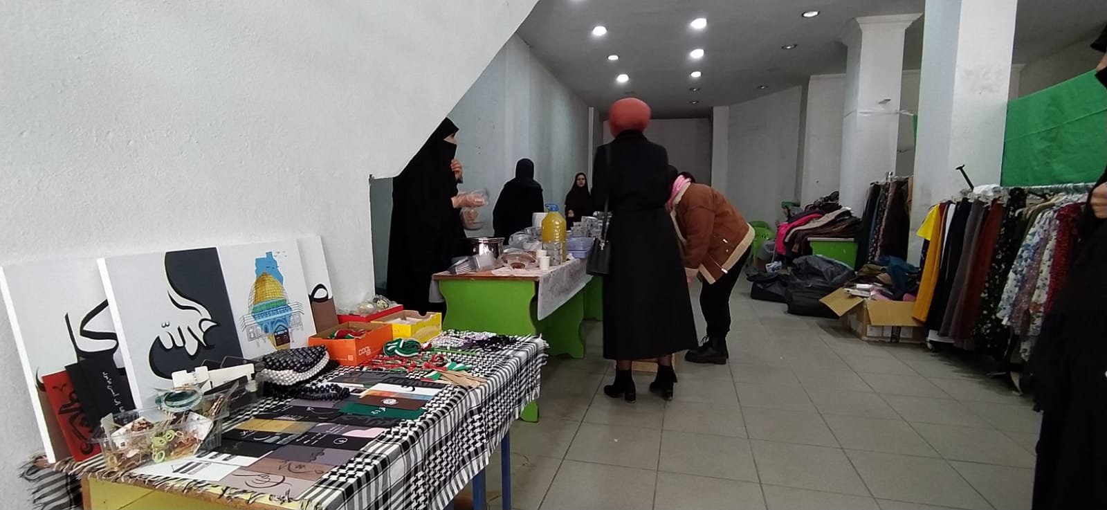 Umut Kervanı tarafından kermes kuruldu