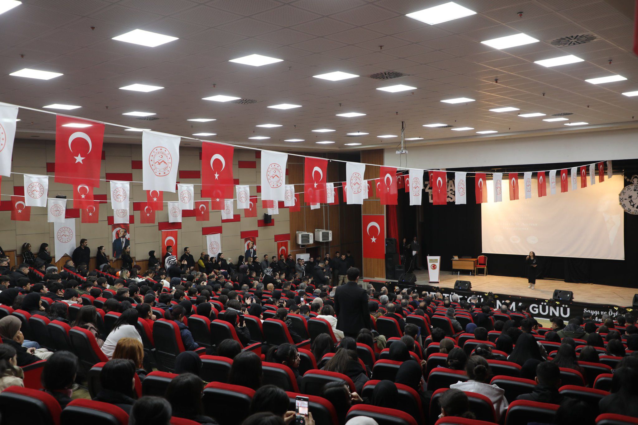 Ağrı'da Atatürk'ü anma töreni düzenlendi