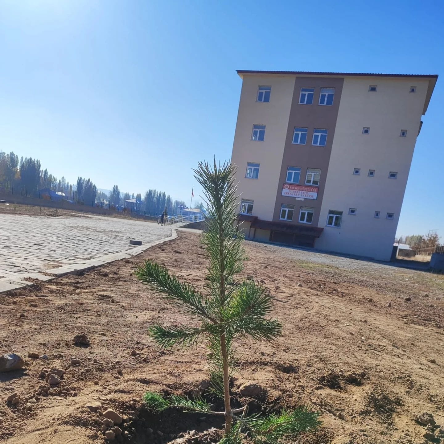 Patnos İlçe Müftülüğü Yeşil Geleceğe İmza Attı