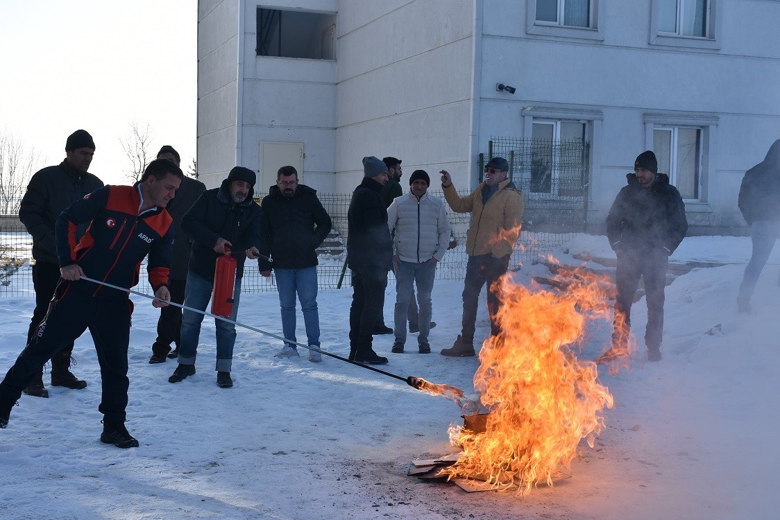 Önce eğitim sonra tatbitak