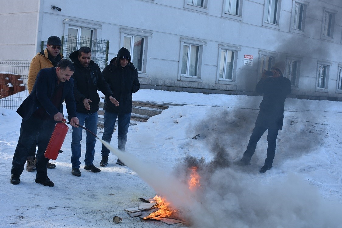 Önce eğitim sonra tatbitak