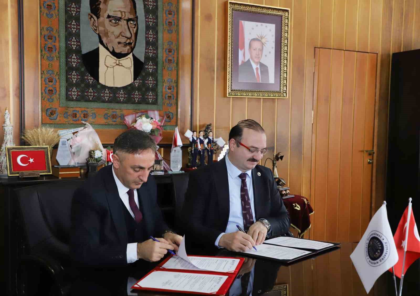 Atatürk Üniversitesinde,İŞKUR Gençlik Programı protokolü imzalandı