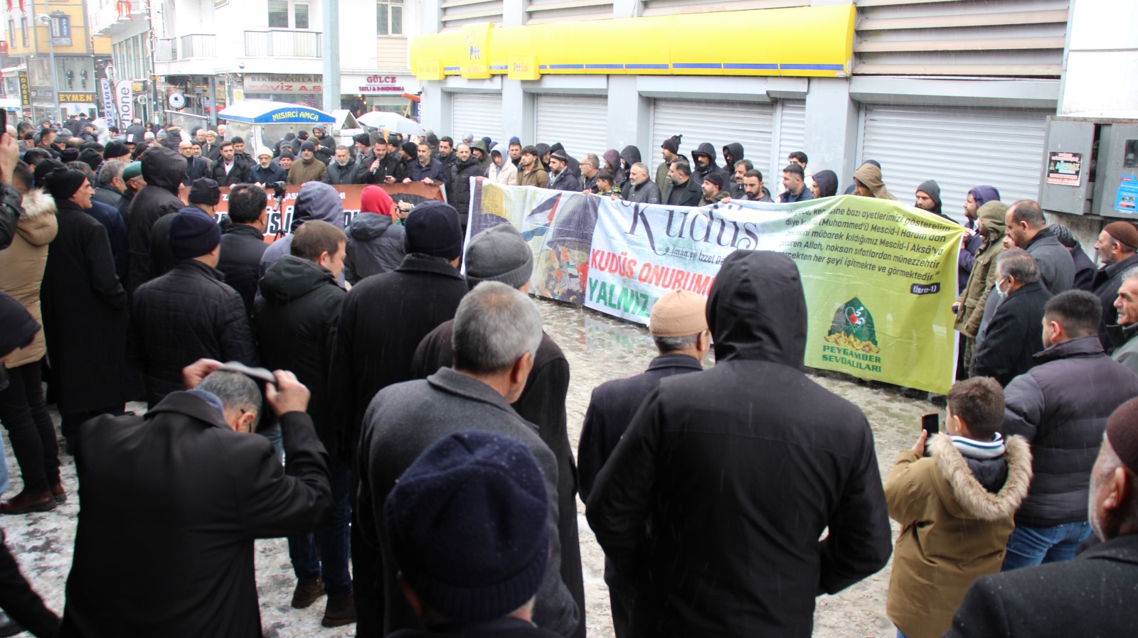Gazze'yi işgal planına Ağrı'dan tepki geldi