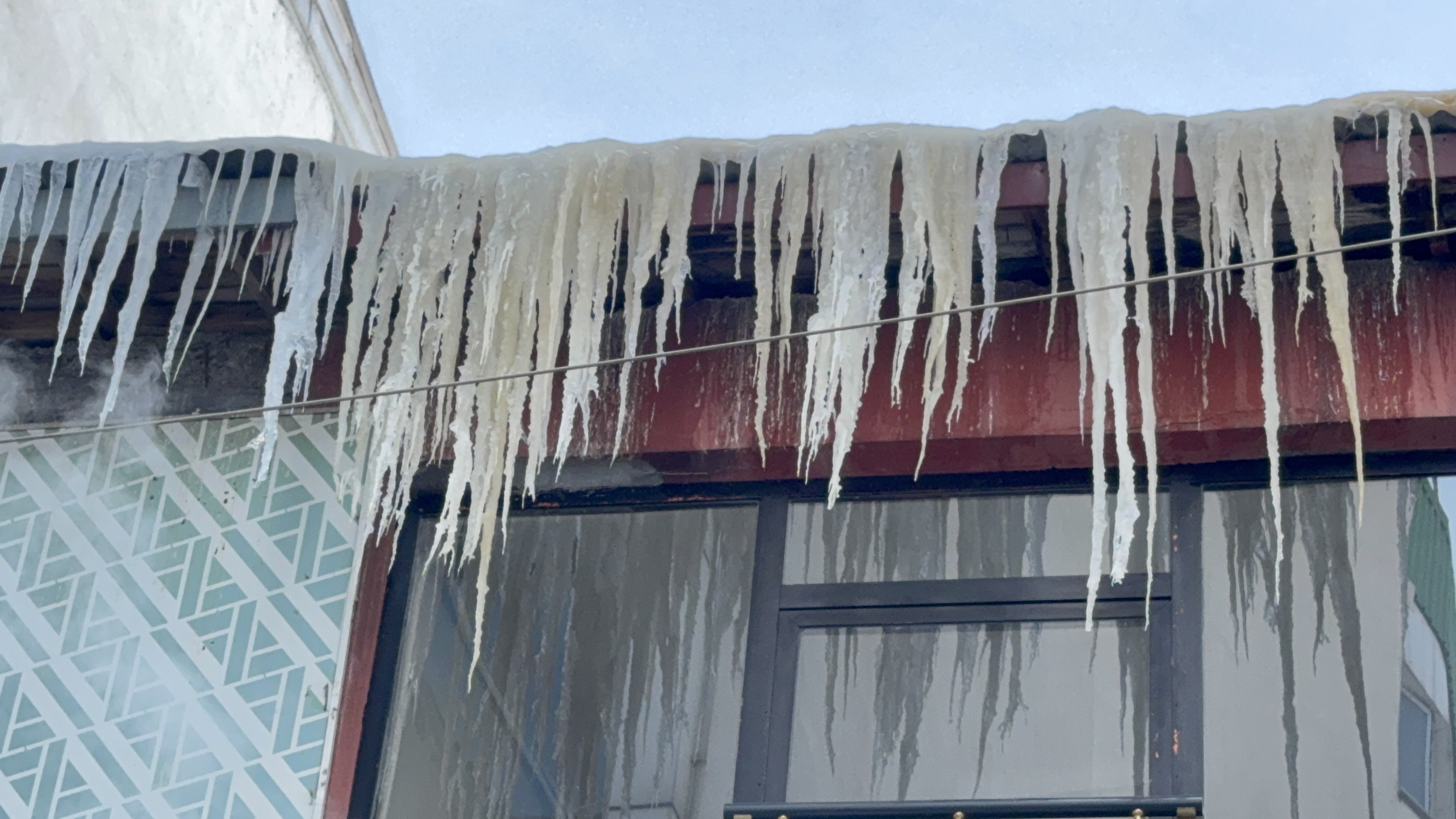 Ağrı'da hava sıcaklığı eksi 20 dereceyi gördü