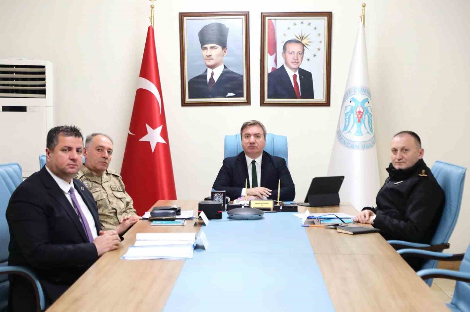 Vali Aydoğdu, VKS toplantısına katıldı