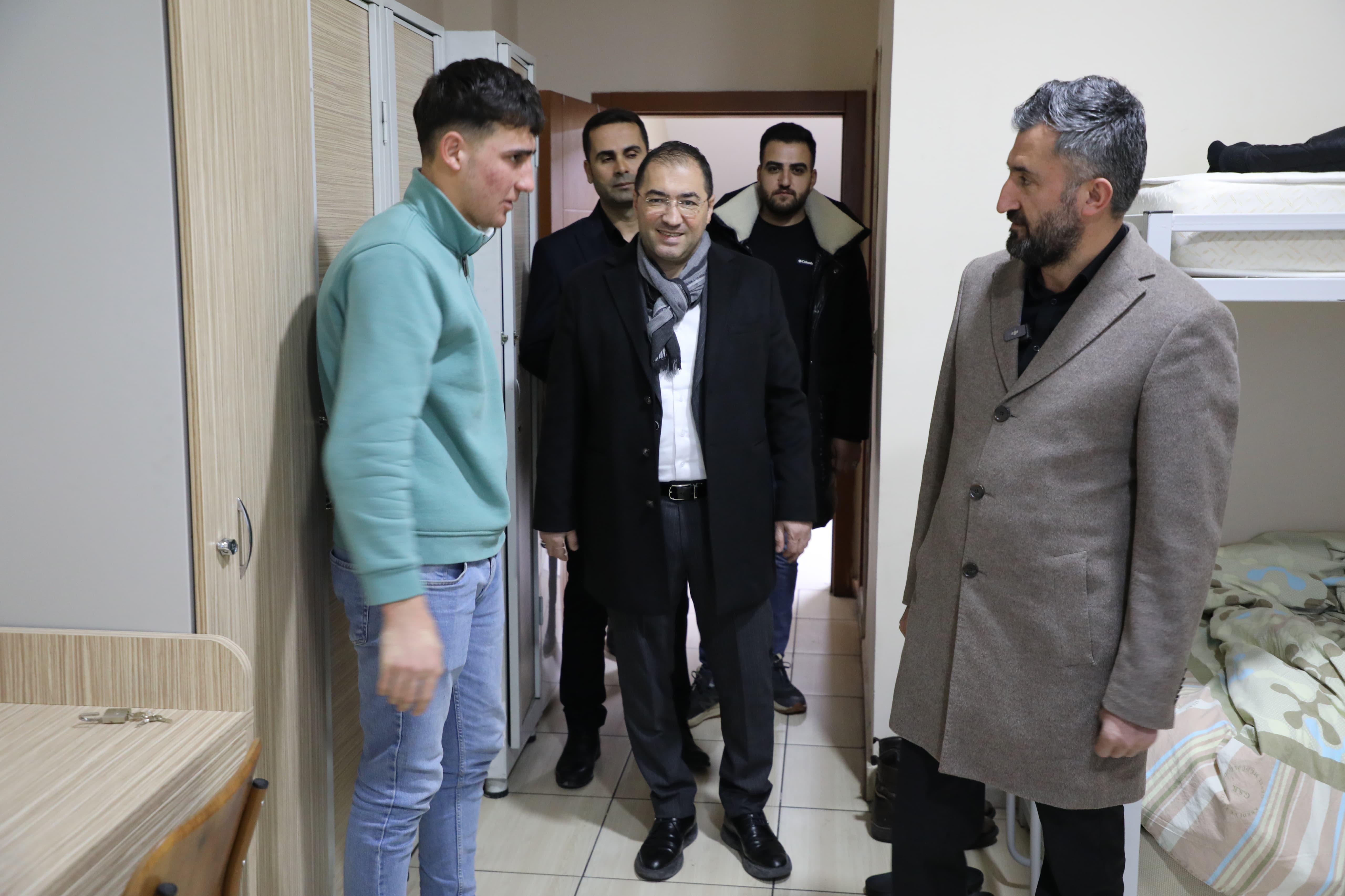 Başkan Yıldız, öğrencilerle iftarda buluştu