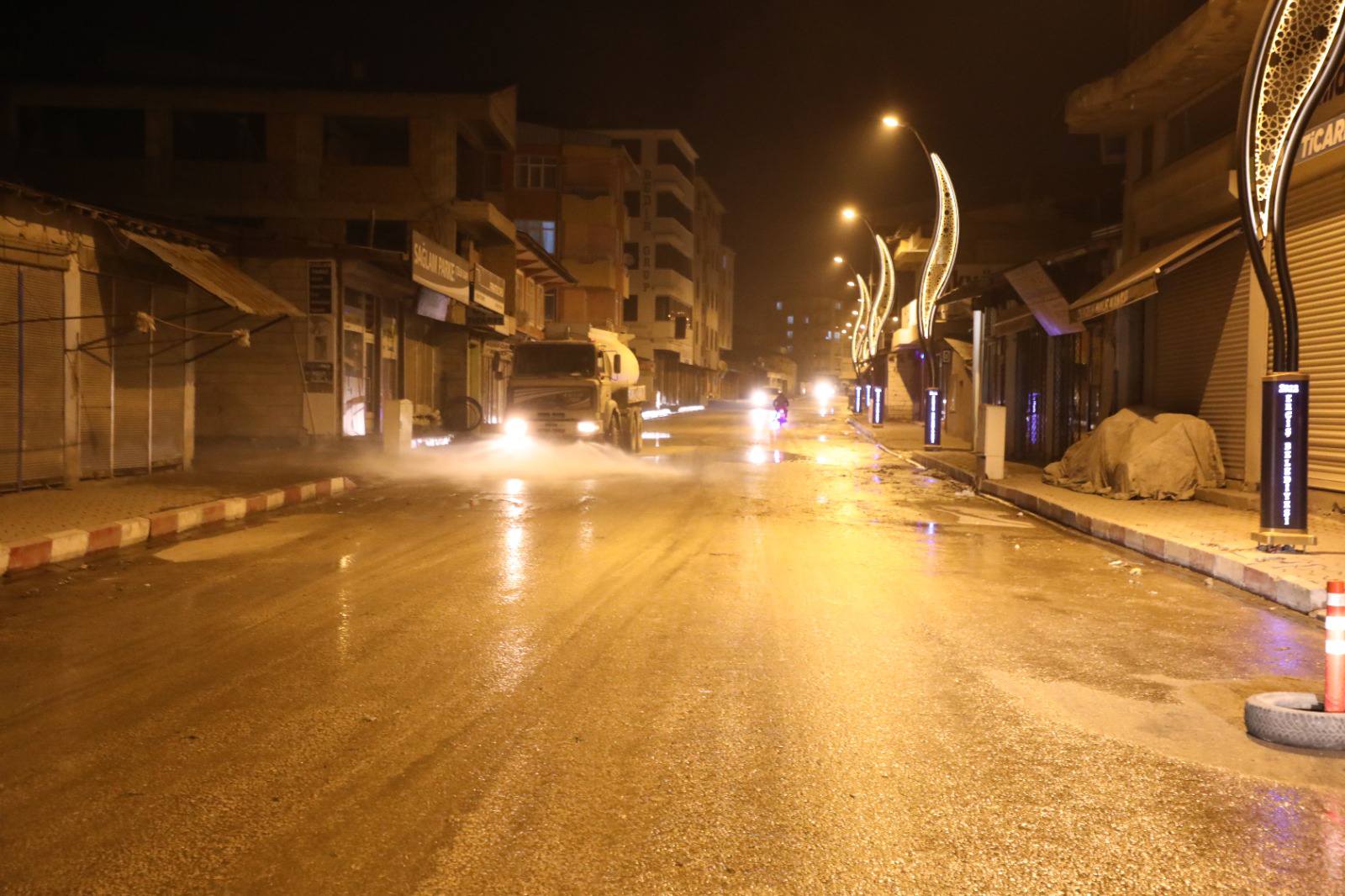 Erciş’te Caddelerde Temizlik Seferberliği