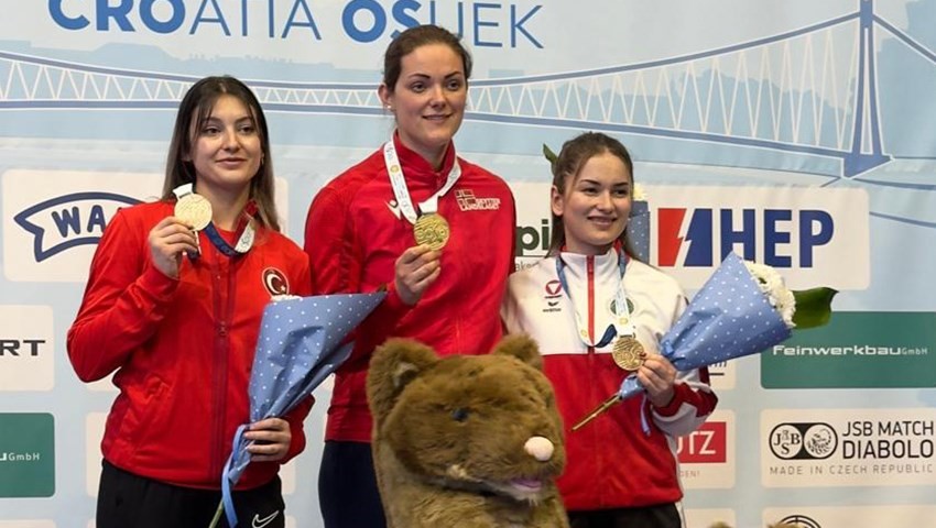 ETÜ'lü Damla Avrupa Atıcılık Şampiyonasında gümüş madalya kazanarak tarihe geçti