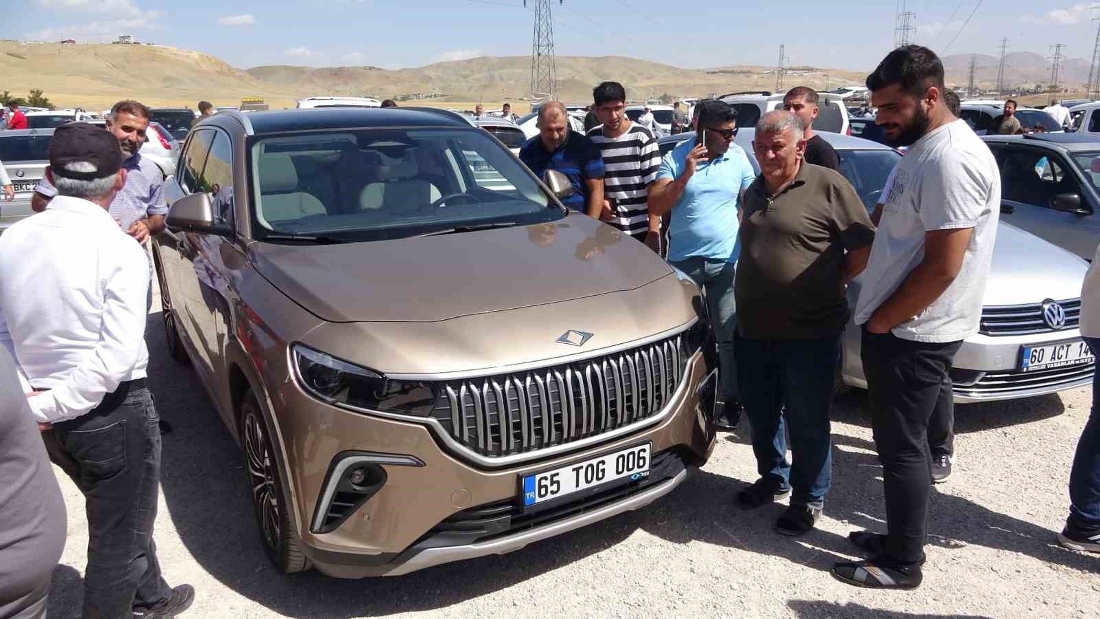 Togg'u açık oto pazarında görenler gözlerine inanamadı