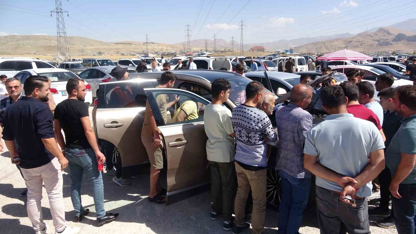 Togg'u açık oto pazarında görenler gözlerine inanamadı