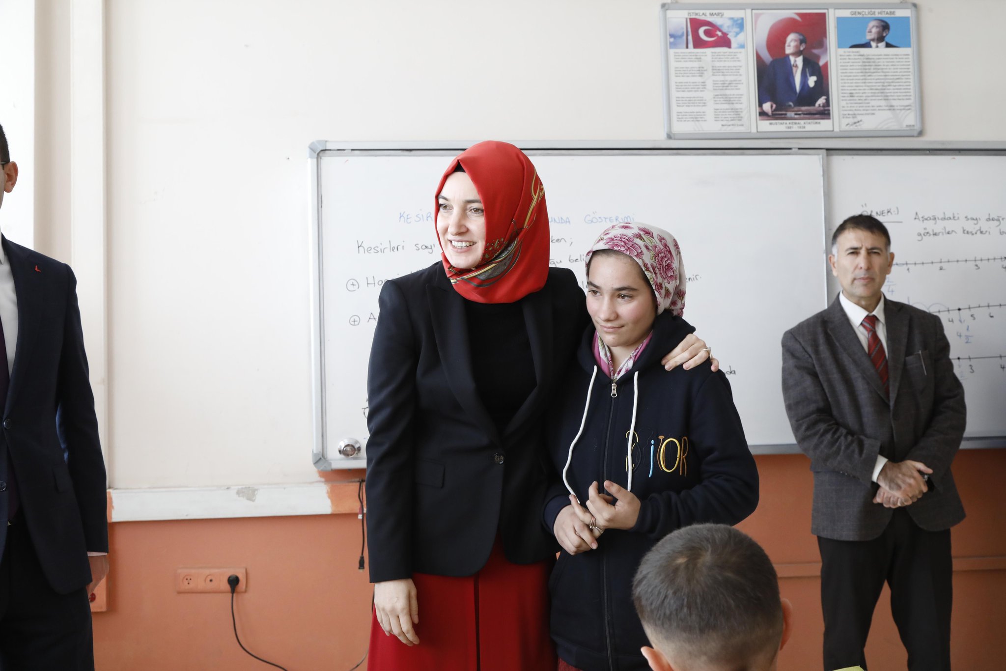 Ağrı'da "Okulum Beni Bekler" projesi ile bir kız çocuğu daha okula kazandırıldı