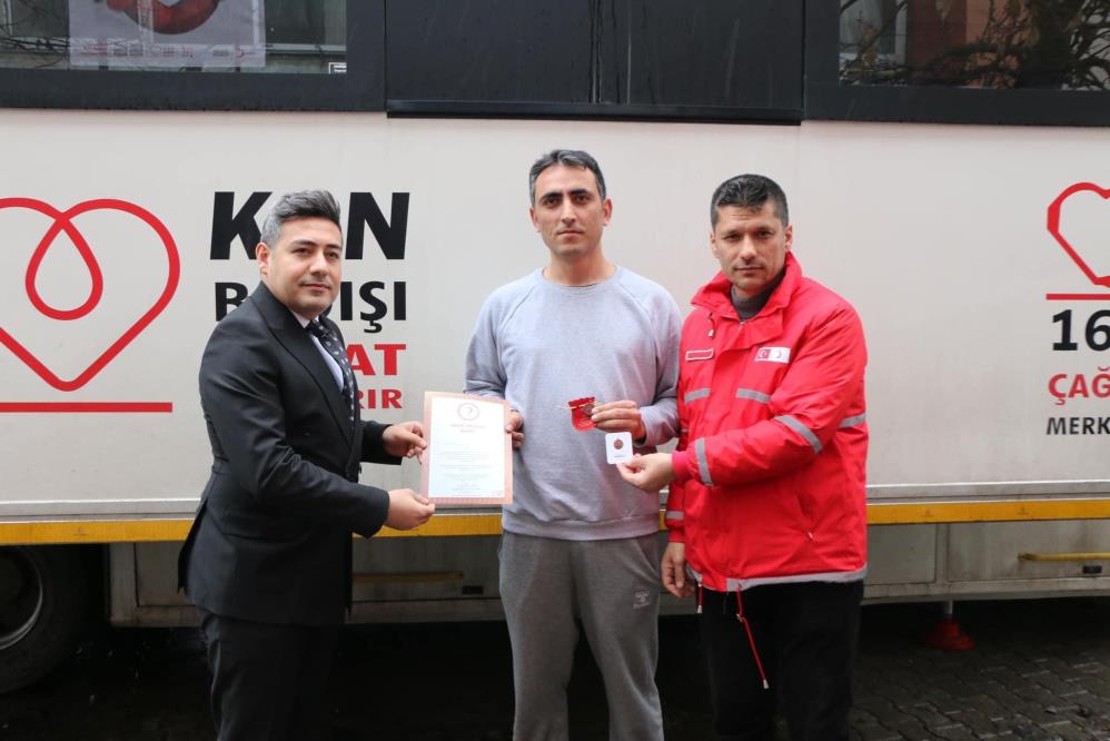 Bitlis Kaymakamı Özçelik: “Kan bağışında bulunmak, bir hayat kurtarmakla eş değerdir”