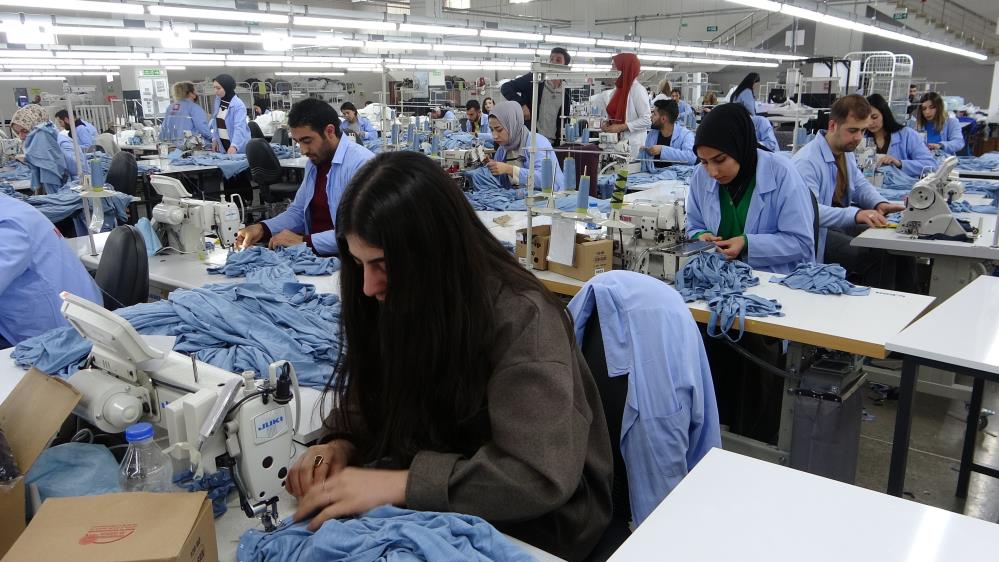 Van OSB’de üretilen tekstil ürünleri ihraç ediliyor