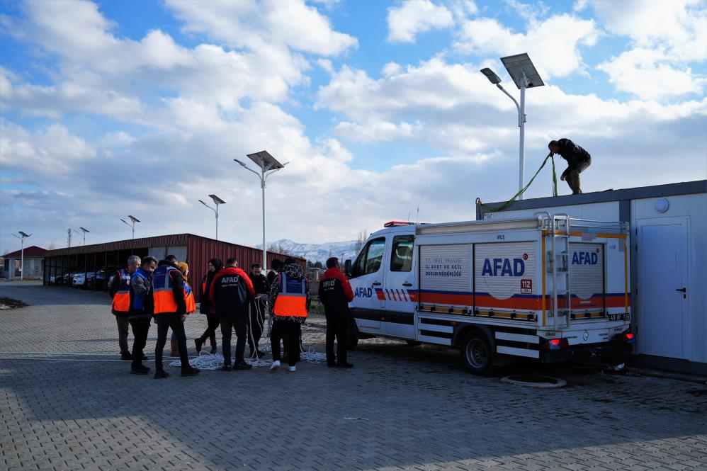 Muş'ta AFAD gönüllülerine saha eğitimi verildi