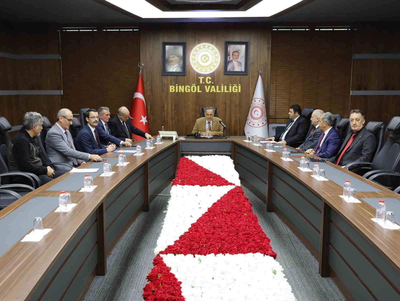 Bingöl'de 'Fotoğrafçılar Maratonu'nda 58 eser ödüllendirildi
