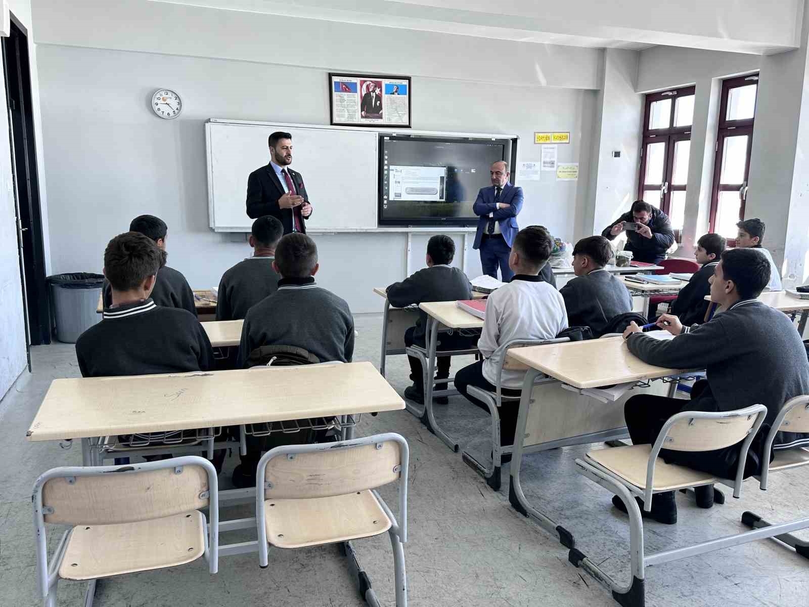 Yüksekova'da 2 tarım sınıfı açıldı