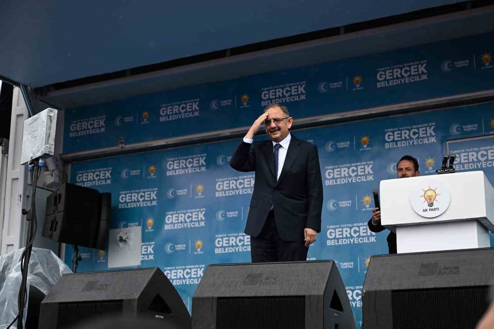 Bakan Mehmet Özhaseki'den muhalefete tepki