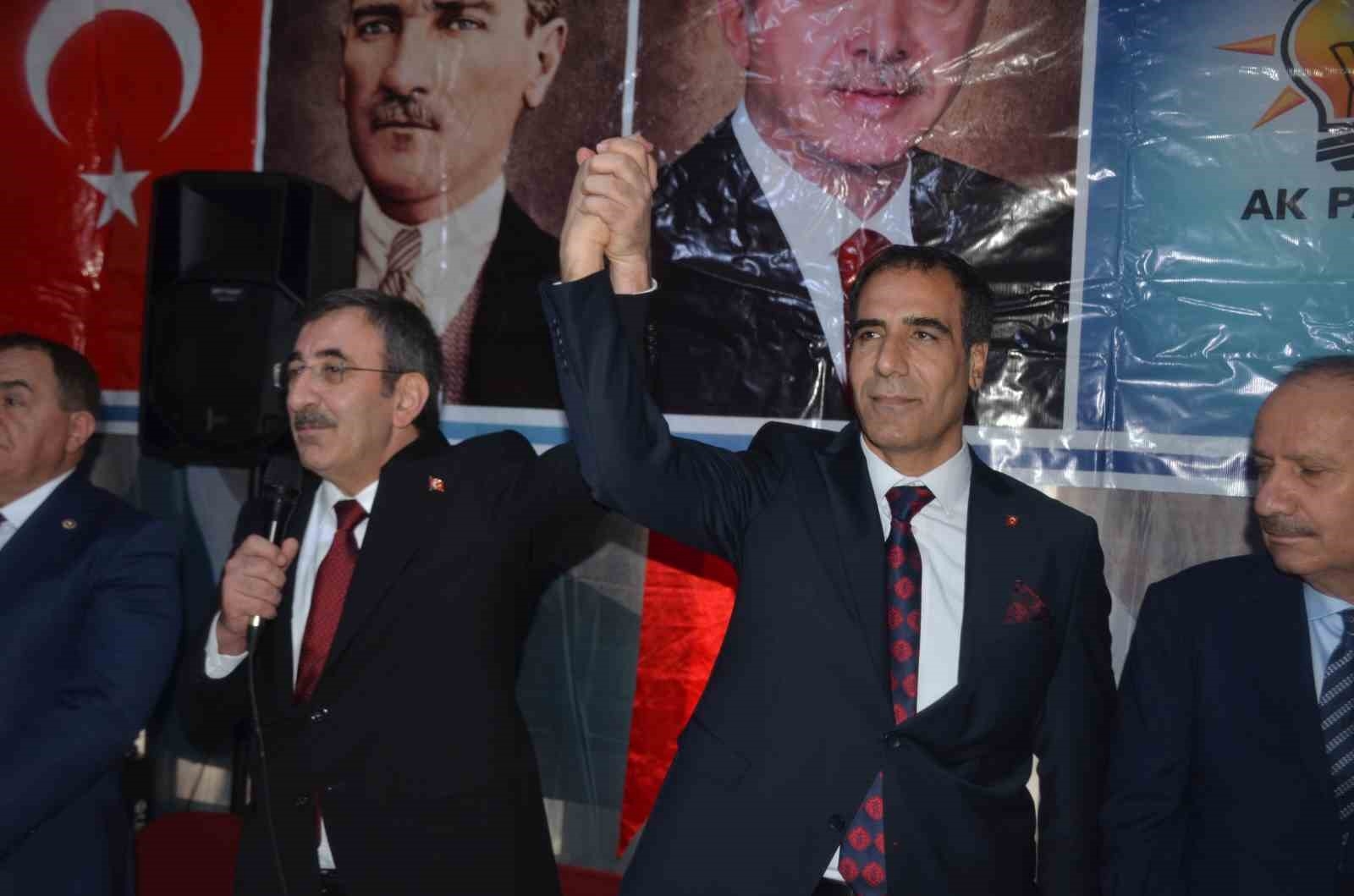 Cumhurbaşkanı Yardımcısı Yılmaz; "Oyunuzu kendinize, Bulanık'a verin"
