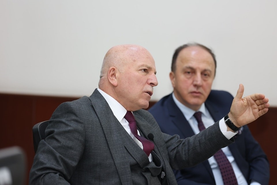 Erzurum B.Belediye Başkan Adayı Sekmen; "Gençlerle geleceğimizi inşa edeceğiz"