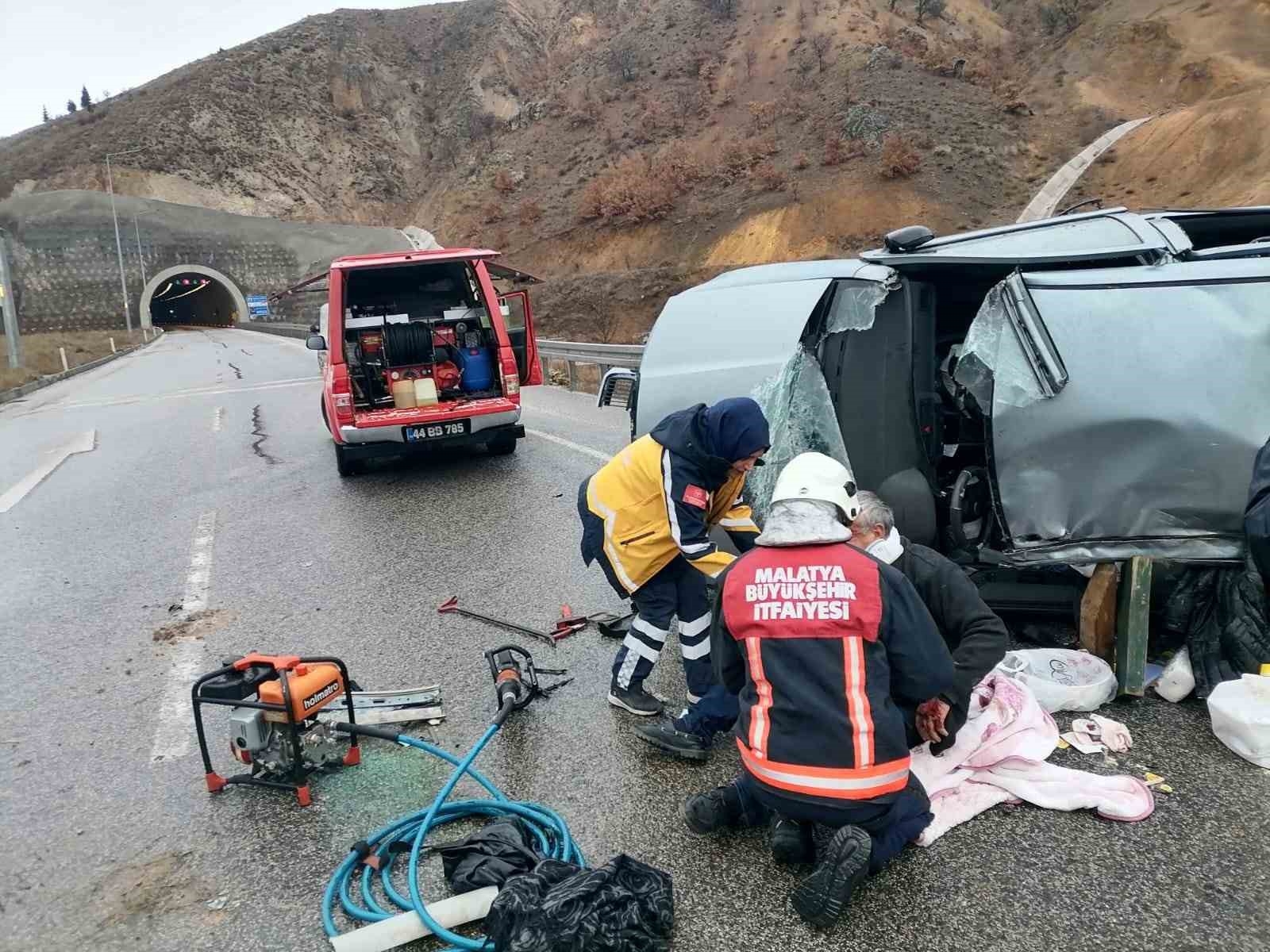 Malatya'da 3 ayrı trafik kazasında 7 kişi yaralandı