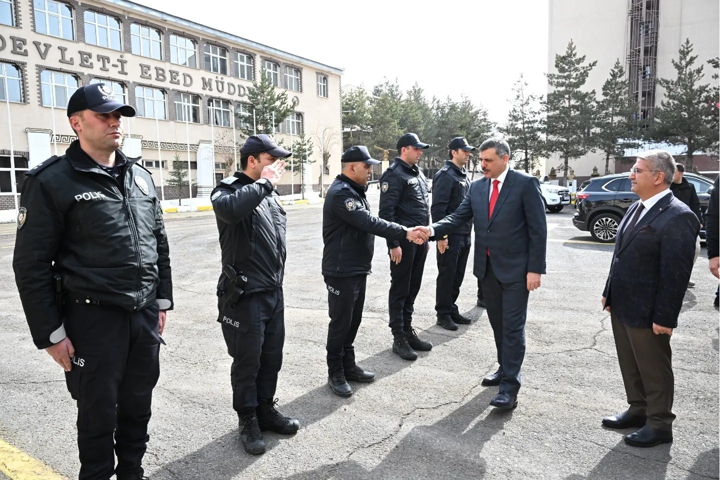 Vali Çiftçi'den Polis Meslek Eğitim Merkezi'ne ziyaret