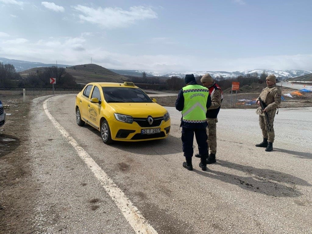 Erzincan'da bayram boyunca jandarma ekipleri denetimde olacak