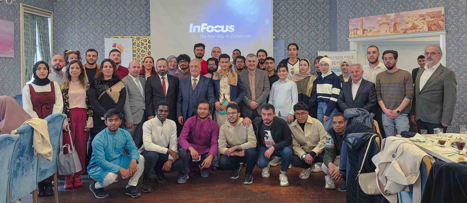 Erzurum Uluslararası Öğrenci Derneği öğrencileri yalnız bırakmadı