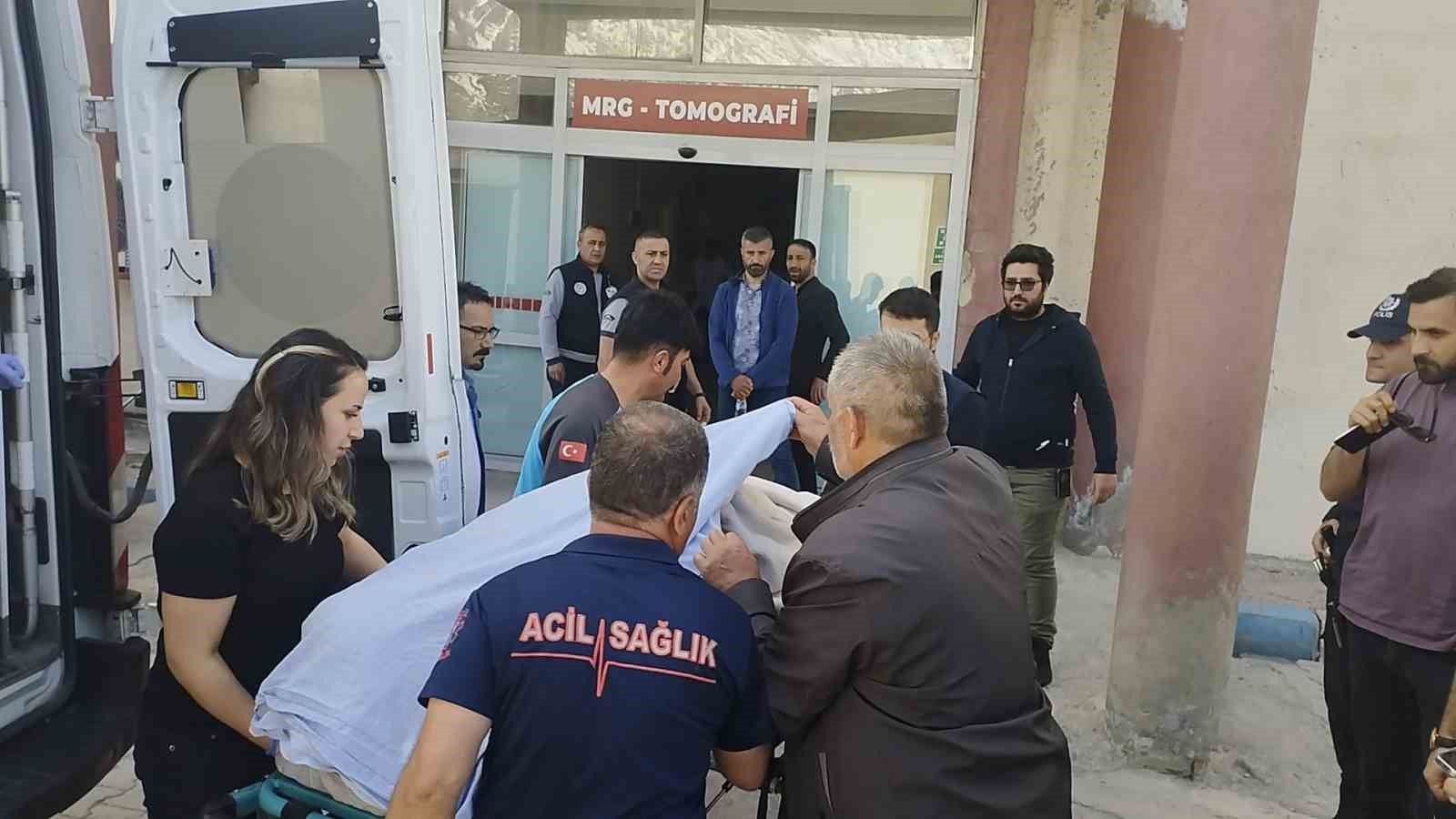 Hakkari Katramas Deresi'ne düşen yaşlı adamın cesedi bulundu