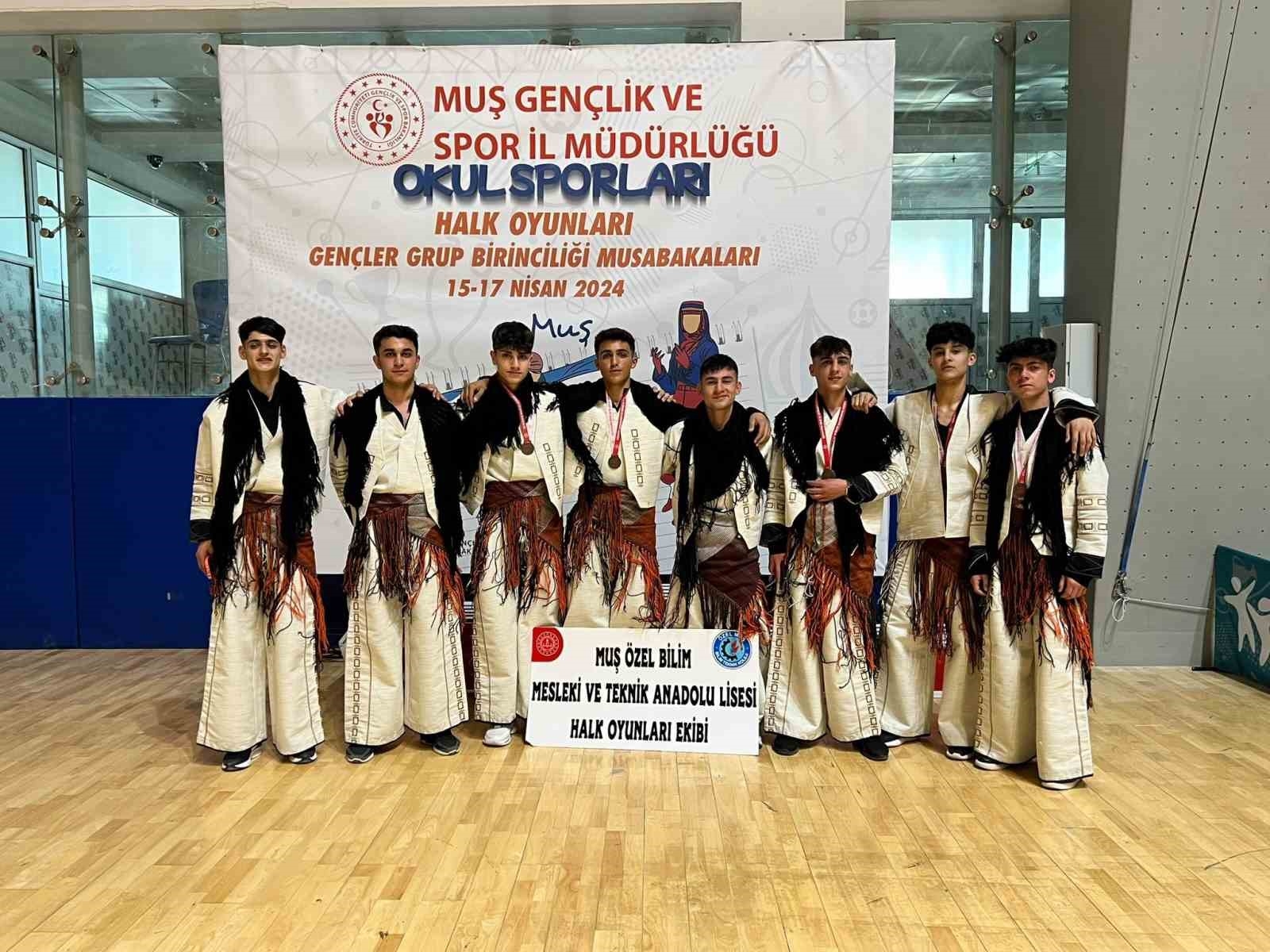 Muş'ta genç sporcular Türkiye şampiyonasına gidiyor