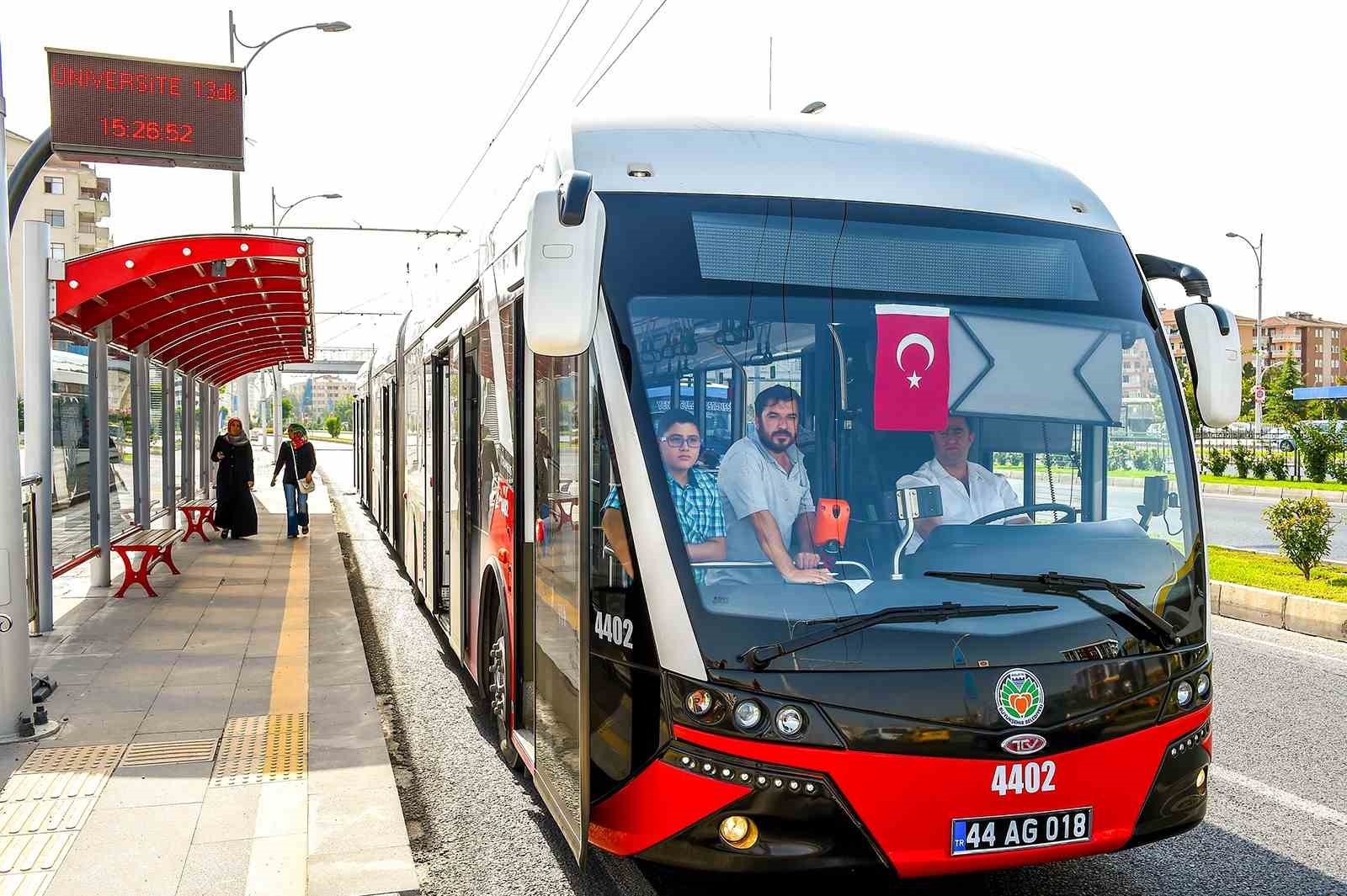 Ramazan Bayramının ilk günü toplu taşıma araçları ücretsiz